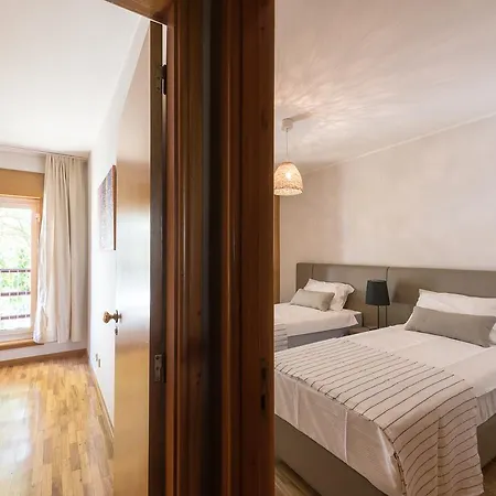Appartement River View *